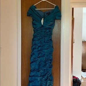 Teal Off Shoulder Gown Size 2 Fully Lined